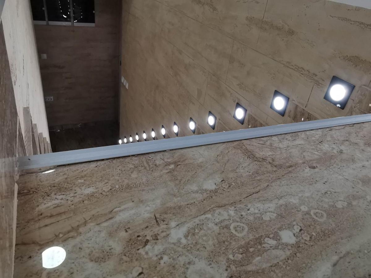 Sobe I Apartmani Casa Mia Pecinci Exterior foto